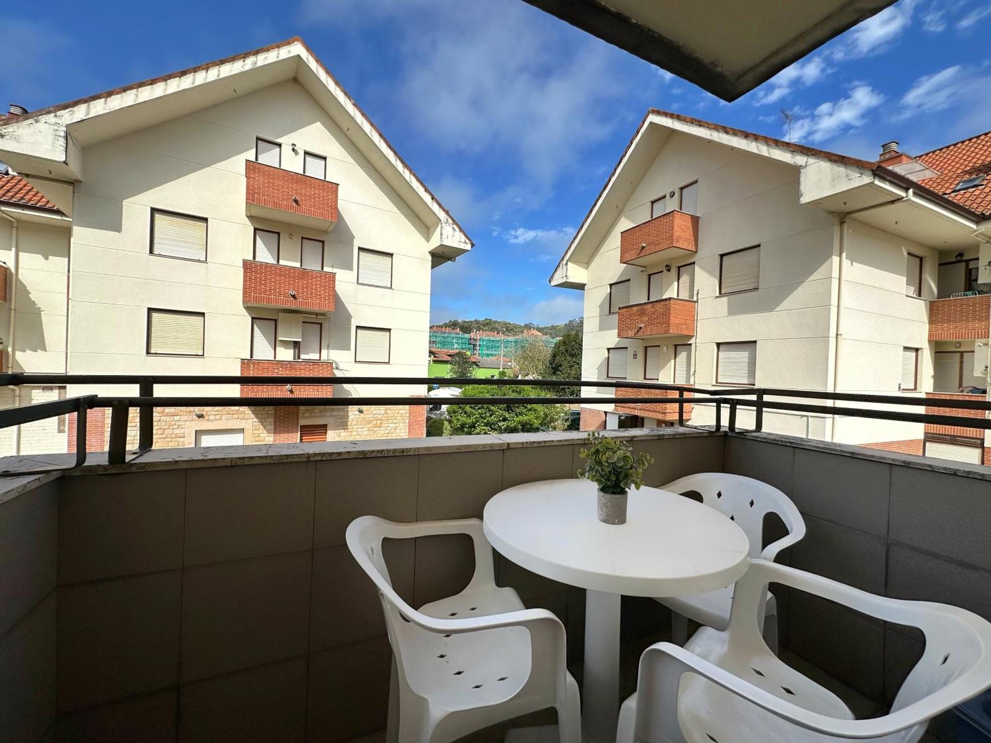 Isla Plana Apartamento Playas De Quejo מראה חיצוני תמונה